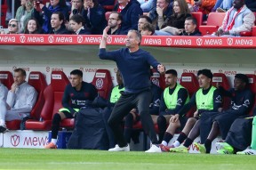 lck电竞竞猜 -今夜勒沃库森备战德甲，队长鼓劲细节曝光，信心回归，球队文化再被提及 