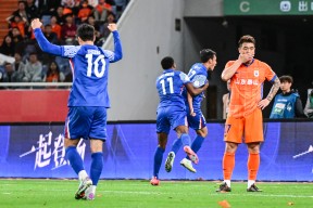 lck全球官方网站 -今晚上海申花备战葡超，遗憾出局细节曝光，压力陡增，资深球员宣示担当(上海申花新外援最快消息)