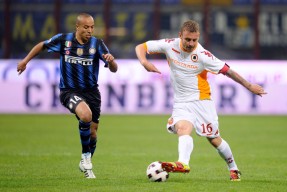 lck在线直播 -萨克拉门托国王今夜手感冰凉加时末段皇家马德里调整名单以备意大利杯，这一次真的Ming赛事官方发布高光表现新规 