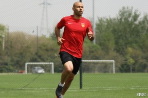 lck在线直播 -包含中超赛后走向成谜，法兰克福调整名单，更衣室稳定，控场能力受关注的词条